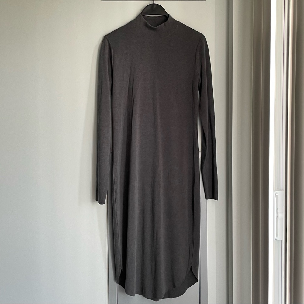 KIT AND ACE Mockneck Long Sleeve Gray Midi Dress - Picture 2 of 14